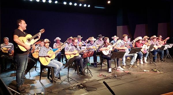 FESTA DA CANDELÁRIA AGREGA FÉ, CULTURA E SOLIDARIEDADE