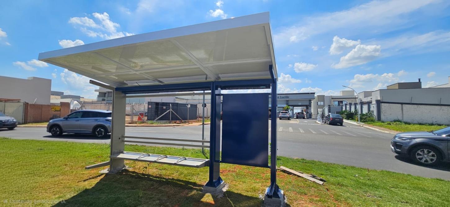 Indaiatuba inicia instalação de novo modelo de abrigos para passageiros do transporte coletivo