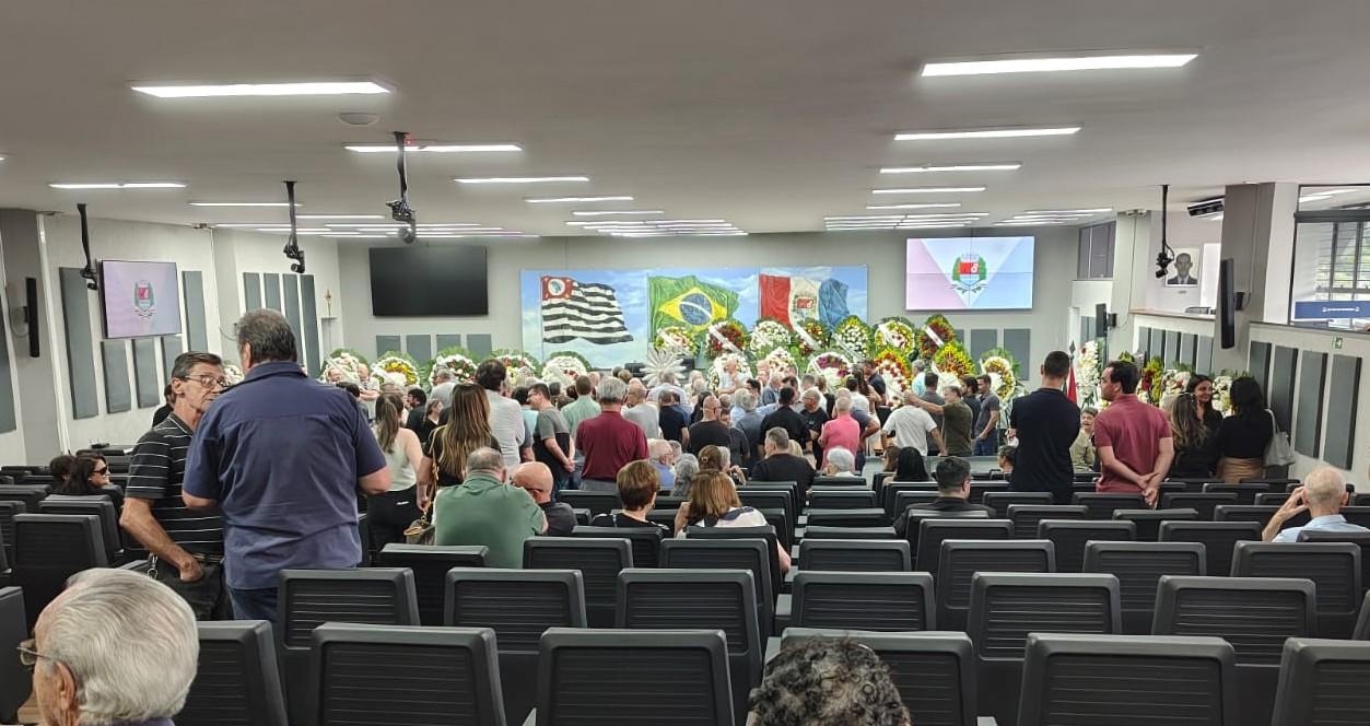 Velório de José Carlos Tonin reúne mais de mil pessoas em Indaiatuba