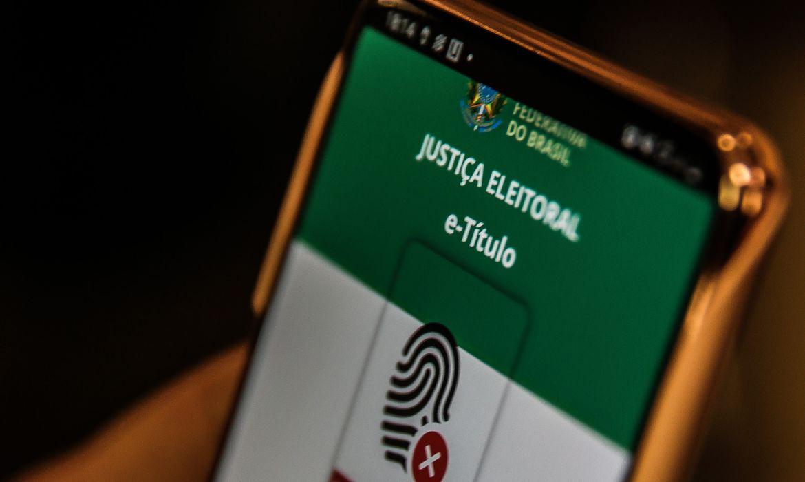 Eleitores devem fazer primeiro acesso ao e-Título antes das eleições