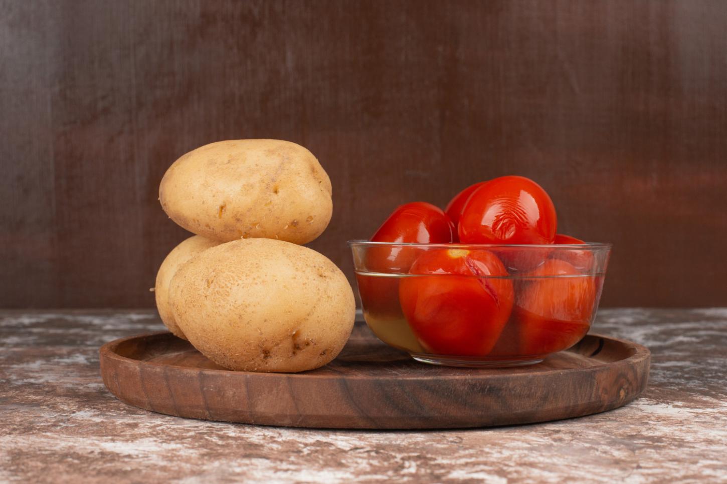Tomate sobe quase 38% e batata fica 24% mais cara em setembro